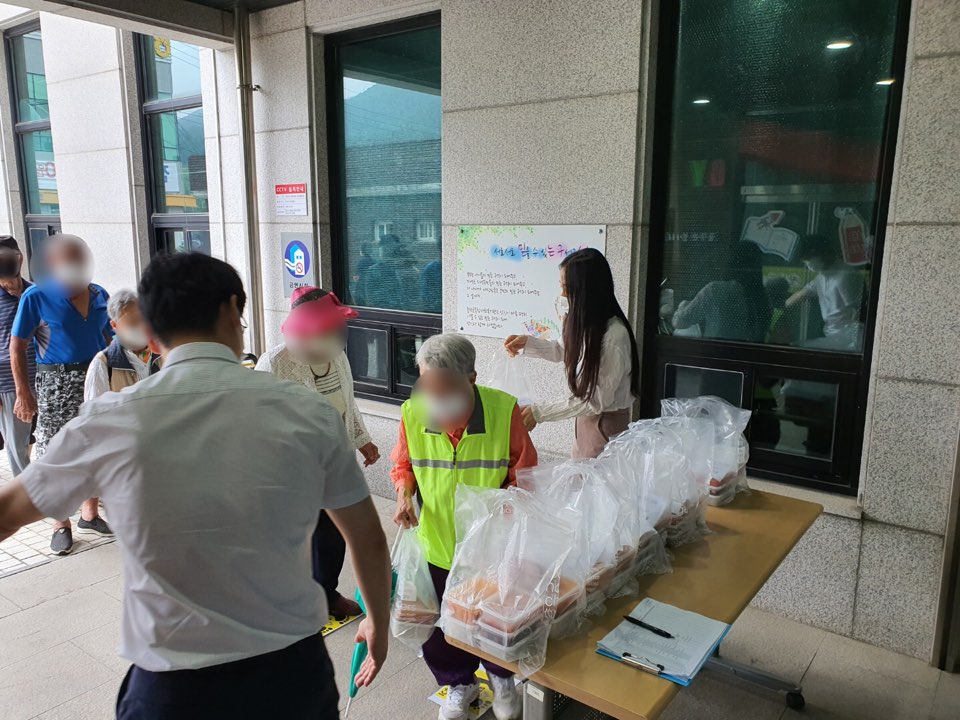 사본 -도시락 지원.jpg