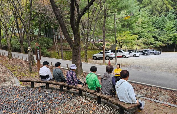 2025년 고독사 예방 및 관리-사회적 관계형성 프로그램(숲체험 및 명상)